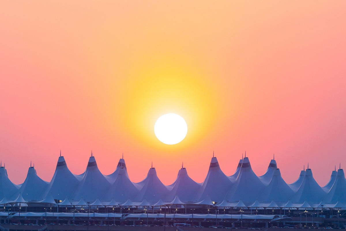 Airfield_Sunrise_Jeppesen_Terminal