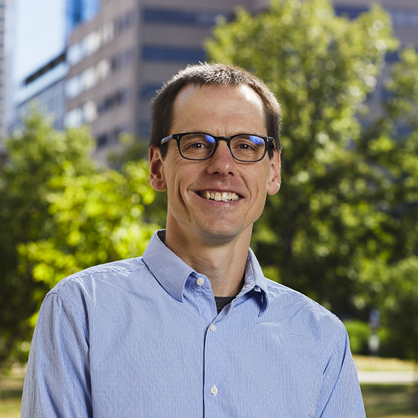 SPA-PhD-Student_Kelly-Seth-08-2023_600x600